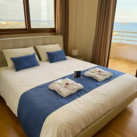 アパート 11 - Golden Sunrise