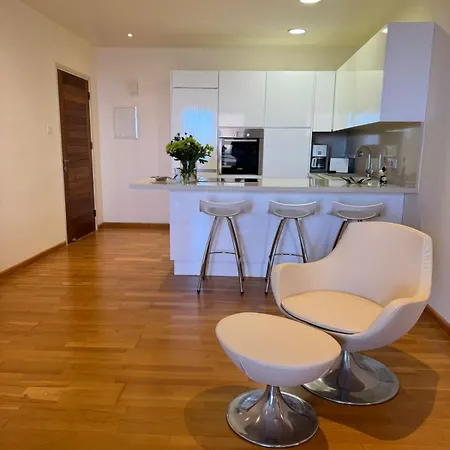 11 - Golden Sunrise Apartment Larnaka