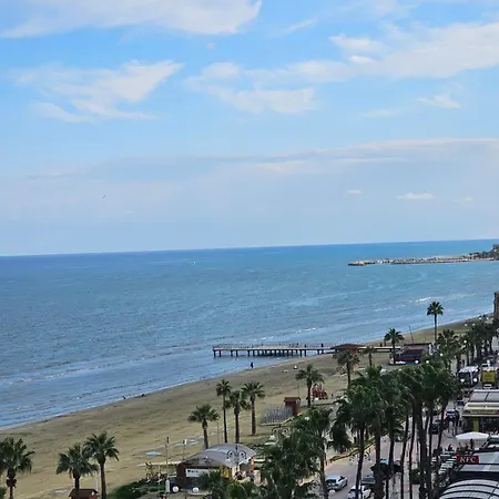 11 - Golden Sunrise Апартаменти