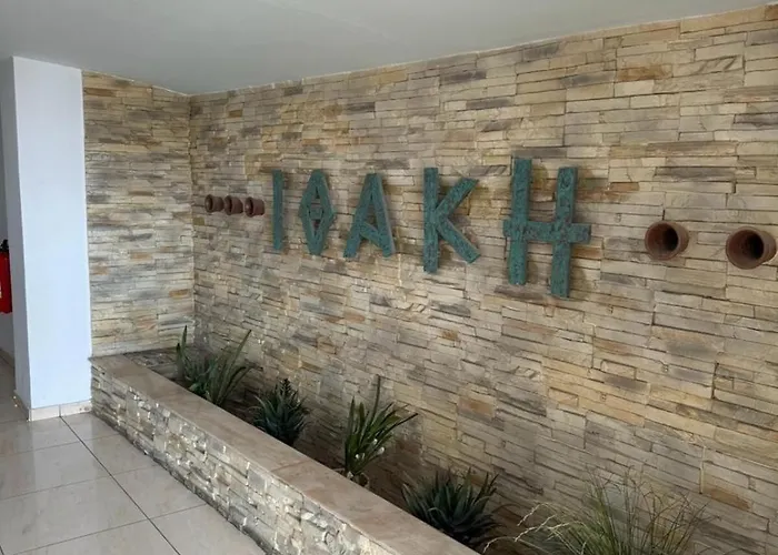 11 - Golden Sunrise アパート ラルナカ