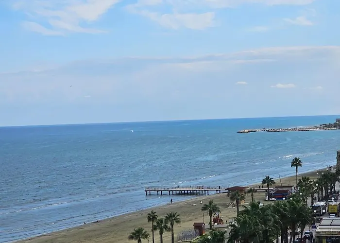 11 - Golden Sunrise アパート